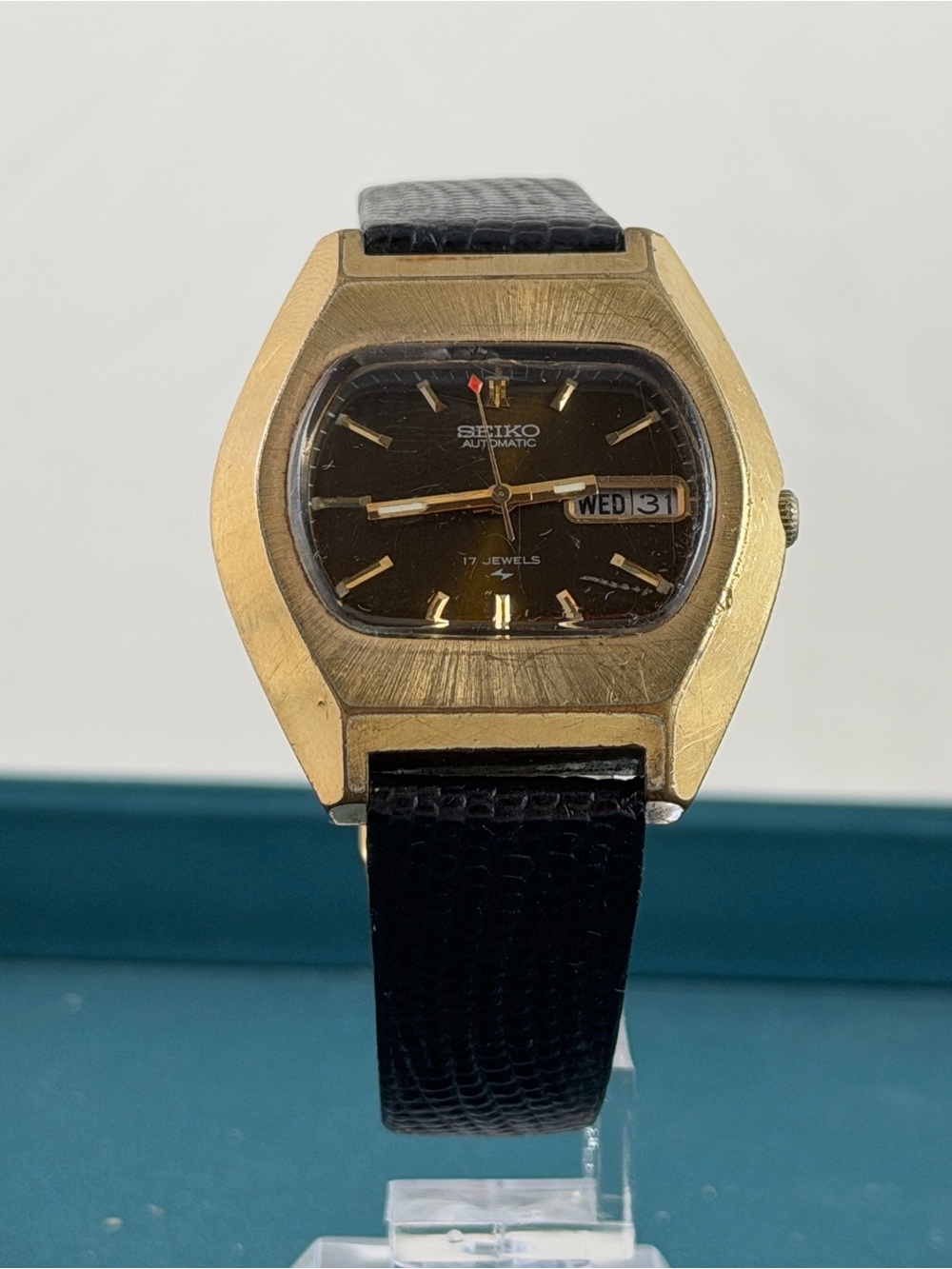 Vintage Seiko Automatic Gold Tone TV Dial Men’s Watch Black Dial Running Japan